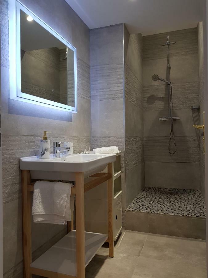 Tres Bel Appartement Vieux Port De Bastia باستيا المظهر الخارجي الصورة